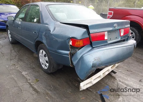 2001 Toyota Camry Ce из США, поврежденный, VIN 4T1BG22K21U869591